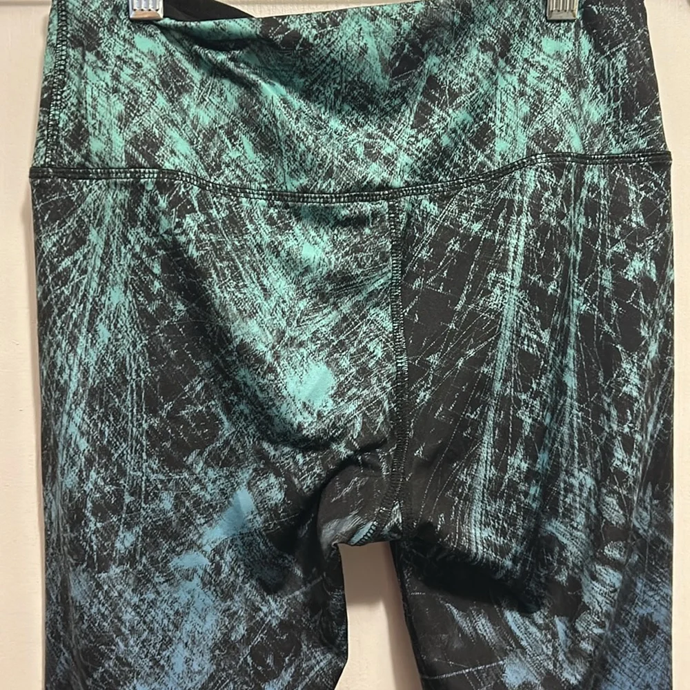 Ombré Reebok Yoga Pants Size Small - Picture 7 of 7